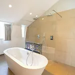 Brasserie-hotel Antje De Statie 3* Weert