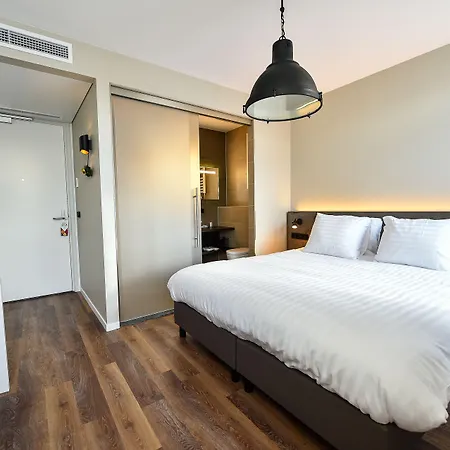 Brasserie-hotel Antje De Statie Szálloda Weert
