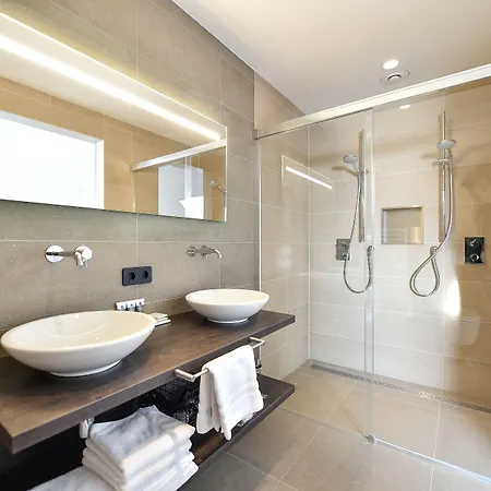 Brasserie-hotel Antje De Statie 3* Weert