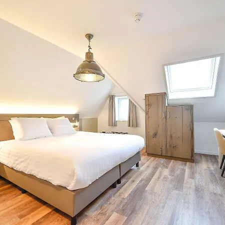 Brasserie-hotel Antje De Statie Szálloda Weert