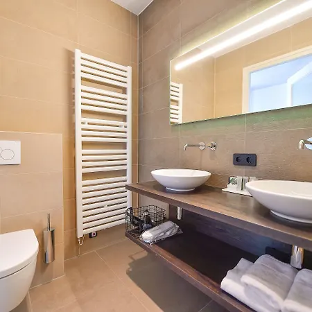 Hotel Brasserie-hotel Antje De Statie Weert