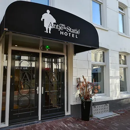 Brasserie-hotel Antje De Statie Hotel 3*