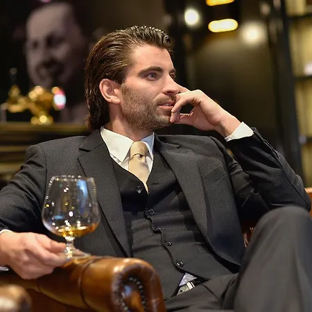 Brasserie-hotel Antje De Statie Weert