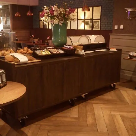 Hotel Brasserie-hotel Antje De Statie Weert