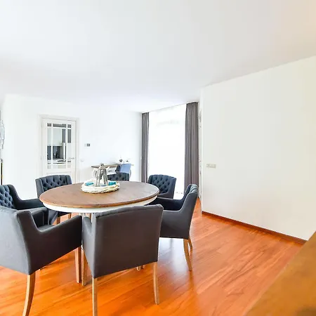 Brasserie-hotel Antje De Statie Hotel