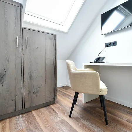 Hotel Brasserie-hotel Antje De Statie 3*