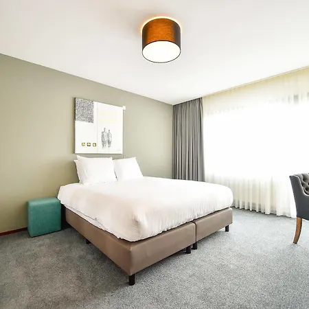 Brasserie-hotel Antje De Statie 3* Weert