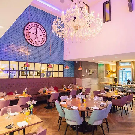 Brasserie-hotel Antje De Statie Hotel