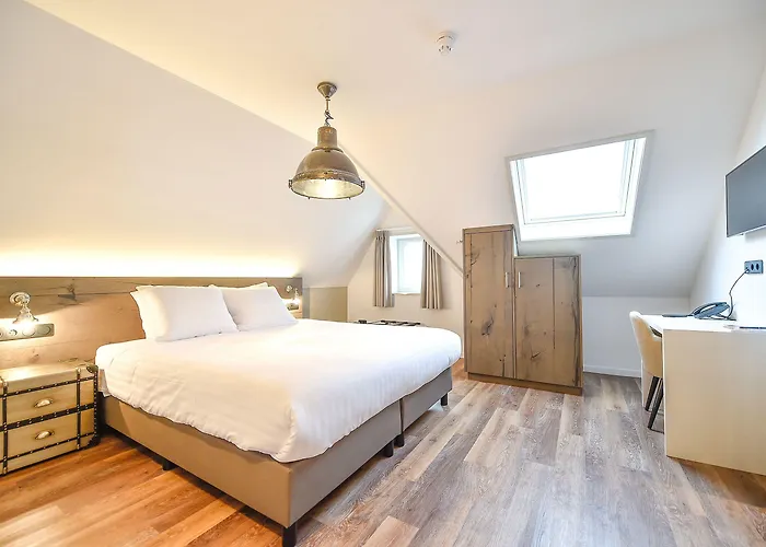 Brasserie-hotel Antje De Statie Hotel Weert