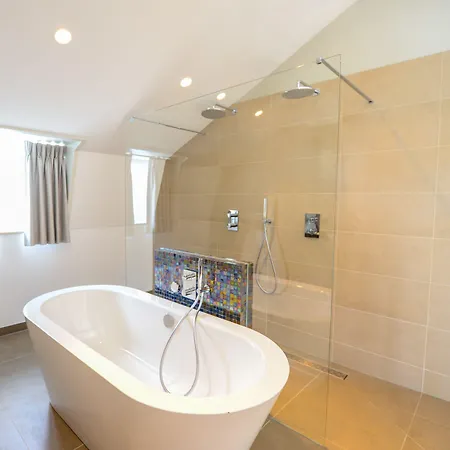 Brasserie-hotel Antje De Statie 3* Weert