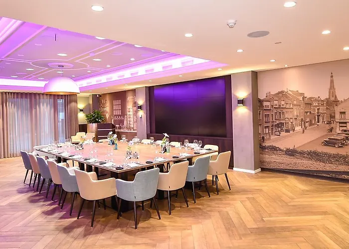 فندق Brasserie-hotel Antje De Statie 3*