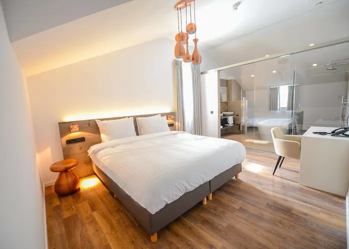 Brasserie-hotel Antje De Statie فندق